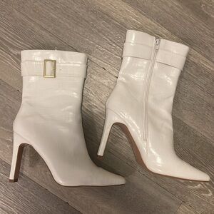 Journee Elaine Tru Comfort Foam Inside Zip Block Heel Booties
